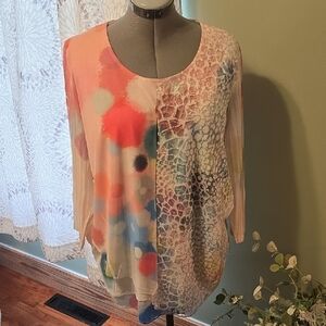 Ladies Size XL Flowy Layer Top Like New